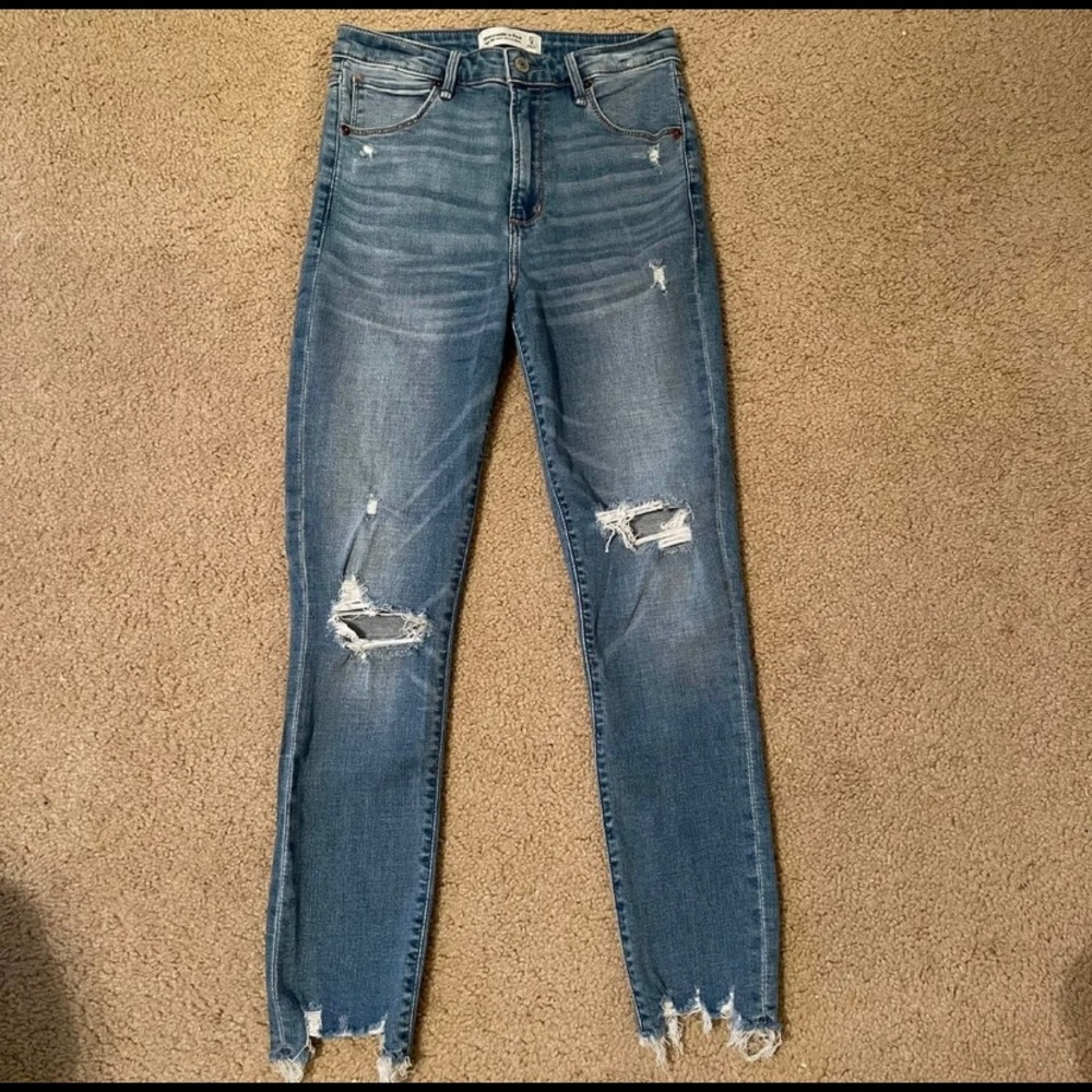 Abercrombie and Fitch ripped skinny jeans